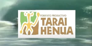 Logotipo de Tarai Henua Fomento Productivo sobre un fondo de agua en movimiento.